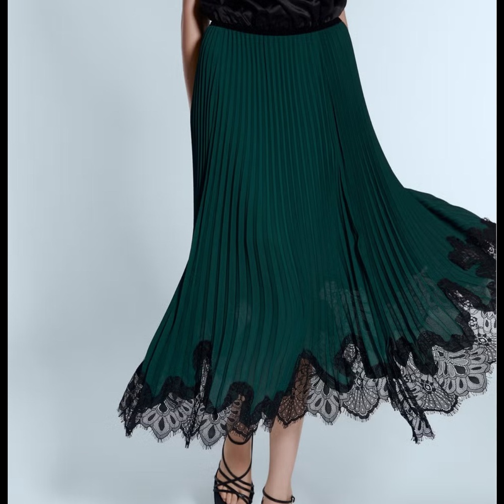 Zara Deep Green Pleated Midi Skirt with Black Lace Hem